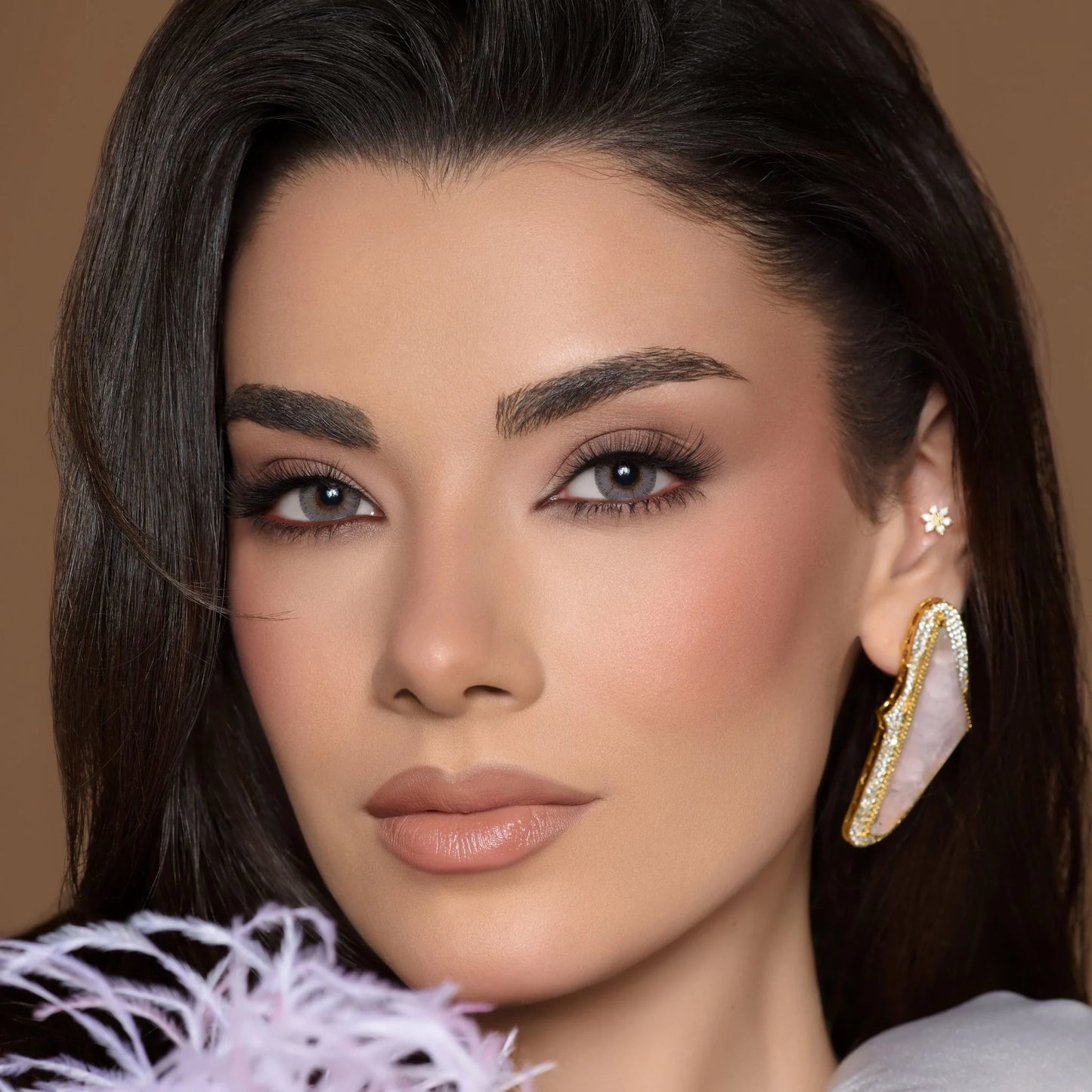 أمبر غراي 