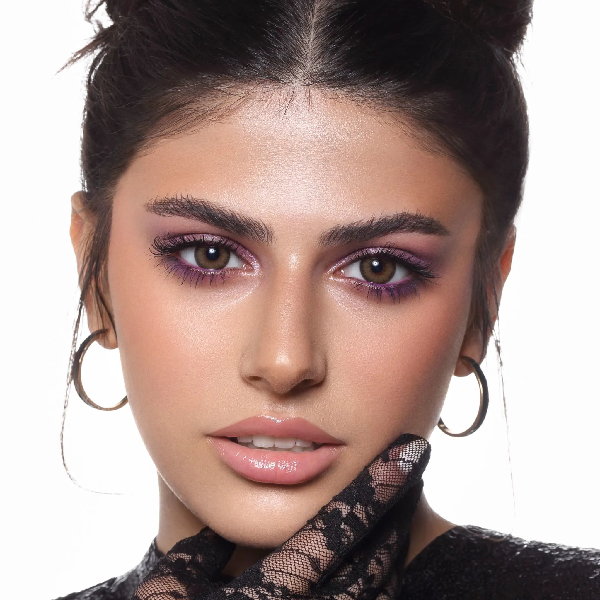 بيلا الور بلوند